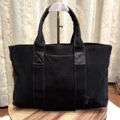 Item thumbnail for item 743a00d3-27cc-4bc1-886a-ee157aca3d85