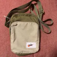 Item thumbnail for item eb728944-4d6a-469d-ab66-43f30fad324c