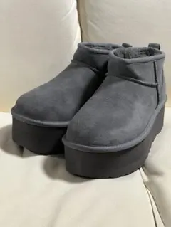 2025年最新】UGG ムートンブーツ 厚底 23の人気アイテム - メルカリ