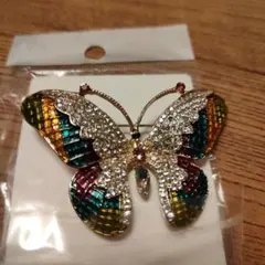 多色クリスタル蝶ブローチ