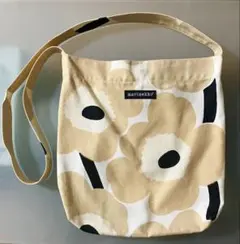 marimekko マリメッコ ウニッコ ショルダーバッグ