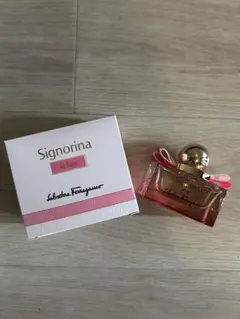 ほぼ未使用【30mL】サルヴァトーレフェラガモ シニョリーナ インフィオーレ