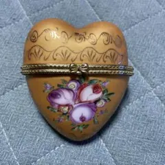 Limoges France セリニャック ハート型 小物入れ Limoges France セリニャック ハート型 小物入れ - メルカリ