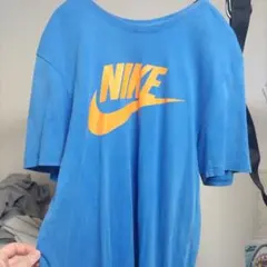 レア古着　NIKE Tシャツ L 青