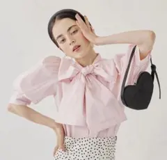 2025年最新】treat ürself ブラウス ピンクの人気アイテム - メルカリ