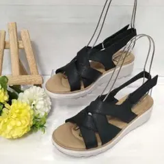 Clarks Jillian Spring ミュールサンダル ウエッジソール 黒のサムネイル