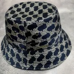 Item thumbnail for item cc39bbc1-0d09-403f-8a37-de84d7167ae4