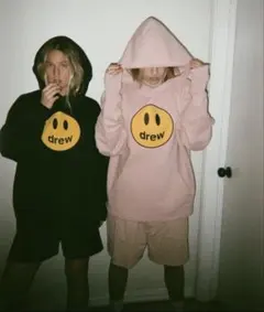 2026年最新】drew house パーカー ピンクの人気アイテム - メルカリ