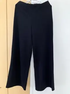 H&M 黒　ソフトワイドストレートパンツ