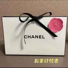 CHANEL ギフトボックス フラワー付き