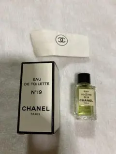 訳あり　CHANEL　シャネル　オードトワレ　No.19 3点セット Amazon | シャネル No19 EDT 100ml【並行輸入品】 | CHANEL