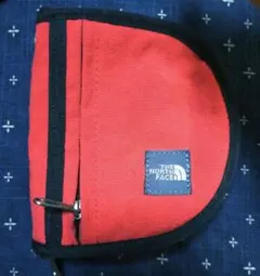 レア NORTH FACE ノースフェイス 2つ折り財布のサムネイル