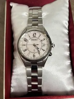 SEIKO LUKIA ソーラー電波時計