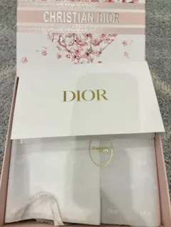 2026年最新】dior ショッパー ピンクの人気アイテム - メルカリ