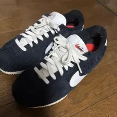 NIKE スニーカー