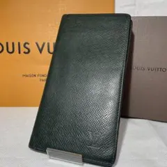 ルイヴィトン LOUIS VUITTON 　ポルト カルト クレディ タイガ