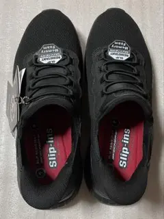 新品.未使用品 Skechers Slip-ins ブラック スニーカー