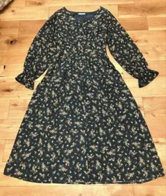 【アースミュージックアンドエコロジー】花柄ワンピース フリーサイズ　グリーン