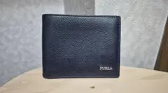 FURLA ネイビー 二つ折り財布のサムネイル
