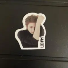 BOYNEXTDOOR THE ACTION イハン　ステッカー