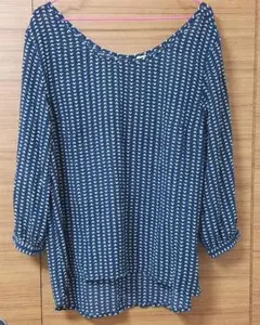 H&Mブラウス