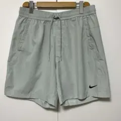 訳あり NIKE ナイキ DRI-FIT ショートパンツ L ライトグレー
