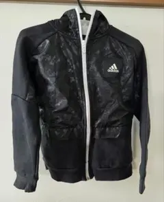 ☆adidas☆カモフラージュパターン パーカー☆子供用☆スポーツ☆