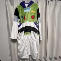 着る毛布　バズライトイヤー　トイストーリー　toystory