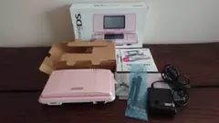 ニンテンドーDS キャンディピンクとニンテンドー 3DS/DS用ソフト 11枚
