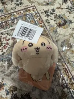 ちいかわ　うさぎたらけくじ　E賞　ぬいぐるみバッジ（ヤハ）