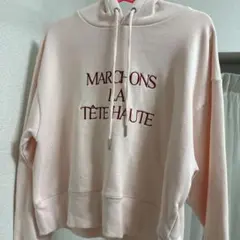 ピンク フード付き クロップドパーカー