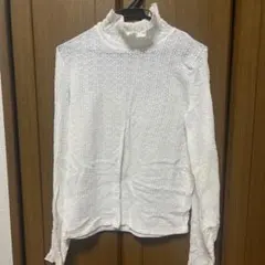 DAZY ホワイト タートルネック長袖シャツ