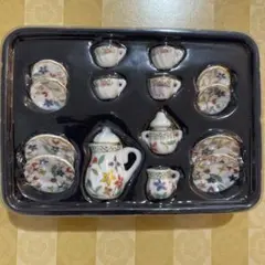 陶器！レア！アンティーク！バービー 車型置物 陶器！レア！アンティーク！バービー 車型置物