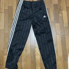 adidas トラックパンツ ブラック ストライプ柄のサムネイル