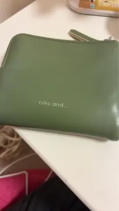 niko and ... グリーン 三つ折り財布