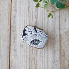 Item thumbnail for item 8212fe29-a81b-4c0d-b6ff-75423fdbb3c2