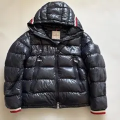モンクレール　MONCLER ネイビー ダウンジャケット　 ALBERIC
