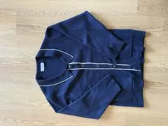 simplicite ネイビー ボタン付きカーディガン