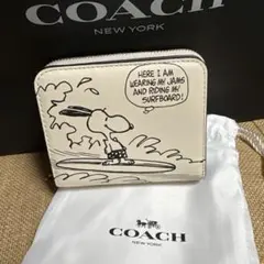 新品未使用❣️COACH スヌーピー 二つ折り財布
