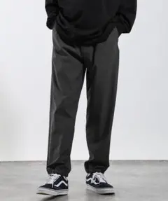 新品タグ付★BAYFLOW★ベイフロー★ワンダーシェイプ　ジョグパンツ★グレーのサムネイル