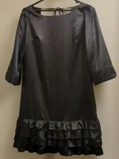 アズノゥアズ　黒　ワンピース　日本製　パーティ　ドレス　フリル　リボン