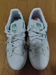 刺繍スニーカー