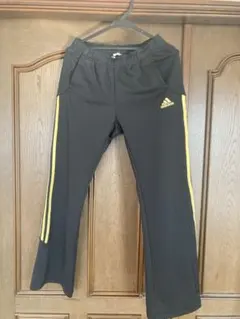 アディダス　ジャージMサイズ