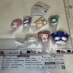 ガチャTWICE LOVELYSxサンリオキャマスコットチャームの７個セット