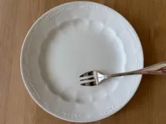 クレイユモントロー パニエ プレート 19世紀 ホワイト フランス