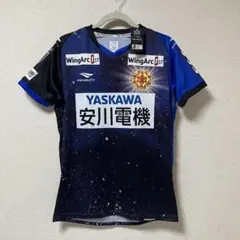 新品 ギラヴァンツ北九州 銀河鉄道999 コラボ ユニフォーム 富山貴光 Mのサムネイル