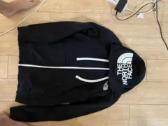 ノースフェイスジップパーカー