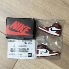 NIKE カプセルトイ