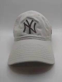 Item thumbnail for item 8bac4a1d-86c4-4d56-93ee-0e24e101663c