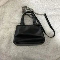 CLEA 黒 ショルダーバッグ 合成皮革 チェーンストラップ レディースバックのサムネイル